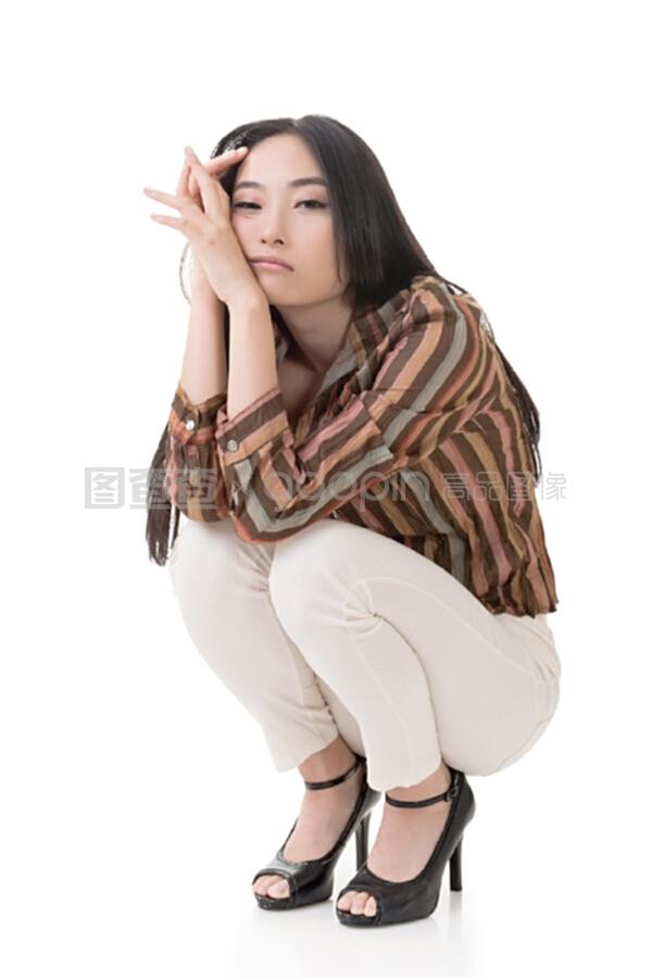紫色烟雾